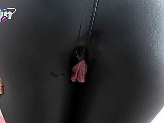 Big Ass In Leather Tights I Came In Them