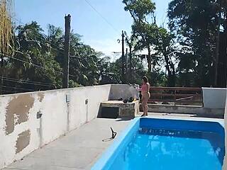 I called the worker on sunday to finish the pool service but waited slutty and he jerked off and came for me