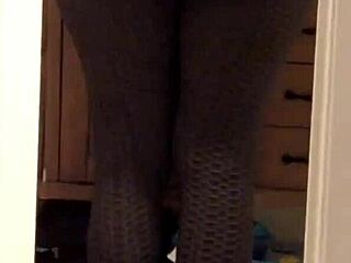 Wife's big ass in leggings looks so tempting