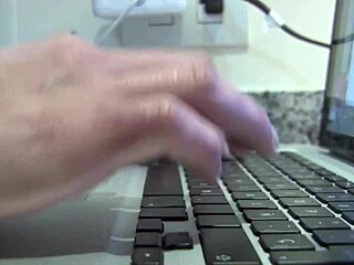 Sexy Colombian teen webcam fucks man hardcore