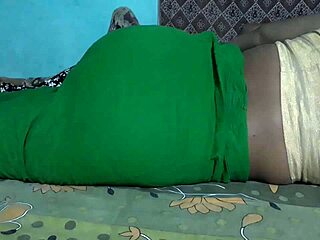 look at desi sanjana aunty's big ass in homemade anal sex with mother in law