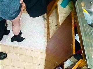 my neighbor's wet pussy orgasm from sink fix