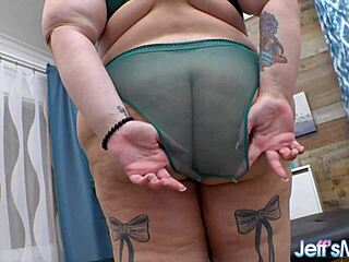 Chubby Plumper Sara Star Gets Herself Off