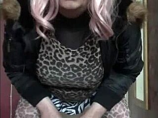 Shy Bisexual Crossdresser Mark In Heels And Stockings