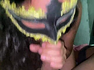 I swallow my neighbor's cock in the early morning homemade adventure