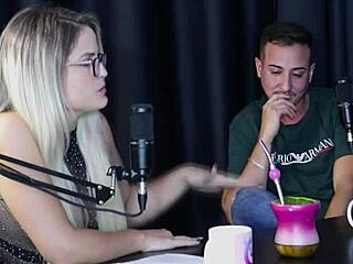 Lexi Mallet Enjoys Gang Bang With Strangers In Motel.