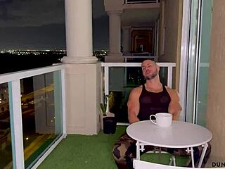 Interracial Bodybuilder Slut Kona Jade With Big Black Cock And Muscular Babe