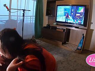 i help her while she wins in fortnite