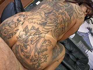 Luizza Saito Debuts Intense Anal Creampie