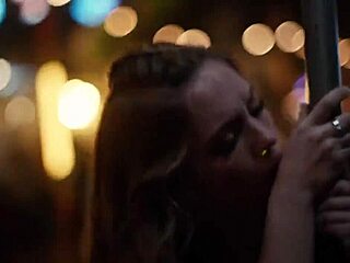 Sydney Sweeney has intense orgasm! 😍