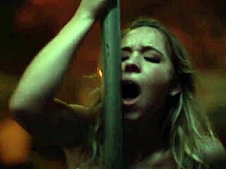 Sydney Sweeney has intense orgasm! 😍