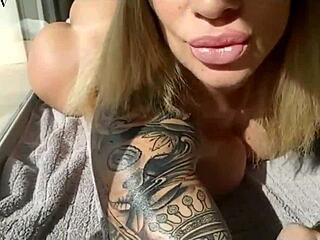 This perfect milf has huge tits and a big ass 😘