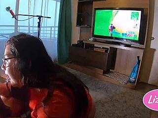 i help her while she wins in fortnite