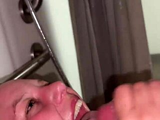 I gives pov public shower blowjob to hot wife behind scenes