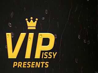 Babe Licks Pissing Bawdy Cleft In Intense Sucking Competition