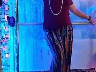 Hotwife Steffi does crazy pants dance with redhead solo vibrator tease