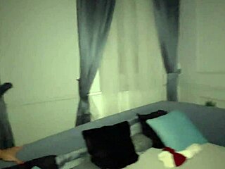 러시아 밀프 항문 강타 파운딩!