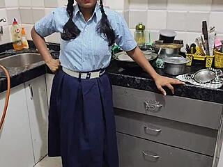 Desi Ladki Gaon Wale Ladke Se Chud Gai