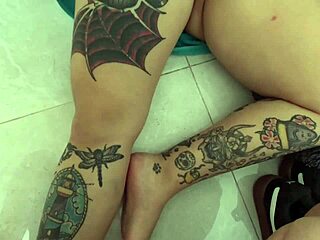 Damn, The Housekeeping Lady Didn't Know I Was Home And I Recorded Her Sexy Ass!