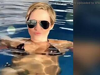 Pensa De Tem Algo Mais Gostoso Que Isso Where Wife Takes Cumshot In Mouth From Cuckold