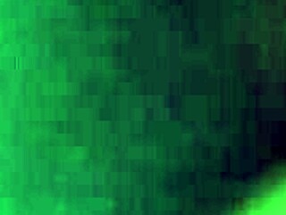 Veneco y Peruana Se Aman en Sesión Íntima con Detalles Peruanos