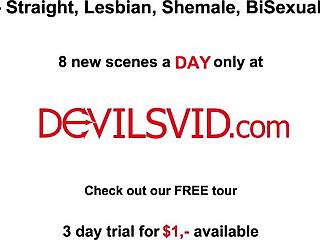 보스 아시아 비서 거유 깊게 젖가슴 박고 보지 핥아 빨아대기