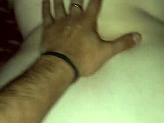 Personal que delicia me dan encuatro haciendome venir rico chupandola toda con mi amante