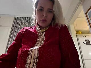 Hot homemade Iranian sex with married wife bent over in doggystyle. She's so juicy and beautiful! 🔥