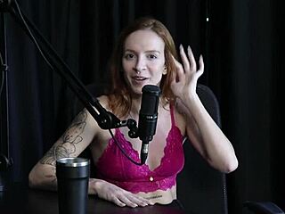 Sempre Gostou De Enviar Nudes Chamou O Professor