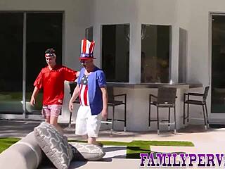 Hei MILF sama remaja 18+, siap ngemut batang dan kena entot di BBQ keluarga?