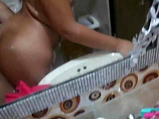 Immigrant maid sucks cock for money in rough creampie session?