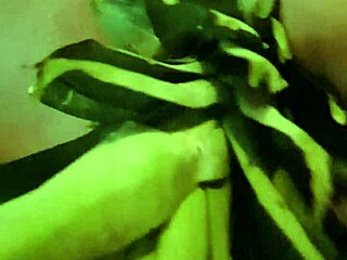 20171119 232530: Fisting and Gaping That Cunt Wide Open?