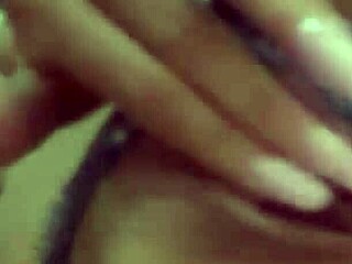 Rossmexicnaa masturbates richly with new lingerie and dildo!