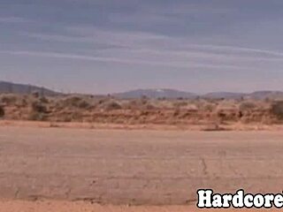 i love outdoor babe fucking cock in the sun