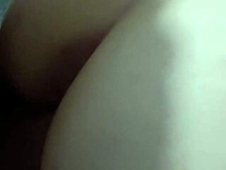 Safadoscasal Comendo Minha Amante Gostosa Sem Mulher Saber Delícia. Amateur Pretty Girl Shows Big Wet Pussy Lips Close Up.