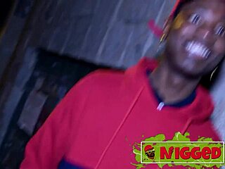 lo pikir gadis 18 tahun ini suka gak ngewe interracial pertama kontol gede cumshot video homemade??