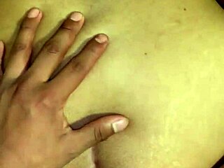 Poniéndola de perrito con mi esposa en video casero amateur.