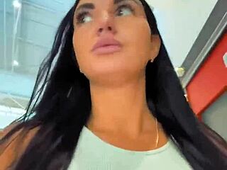 russian sluts finger and stretch on webcam for fun