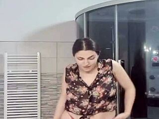 Why does this Italian milf captivate on Bigo with her European charm and teasing presence