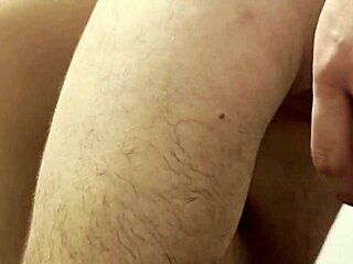 Sexo amateur en la ducha, his dick came quick feeling my wet pussy.