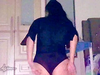 Watch This Sexy Asian Girl With Big Ass Get Creampie In Tight Wet Pussy At Midnight - Pov Delight!