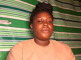 Ghetto black amateur belinda tries dildo in big ass for first time on king afrobang.