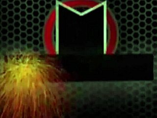 Blonde milf Sara Jay tempts with curvy ass and big tits in steamy lesbian lick session?