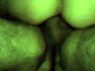 Amatőr élvezi az anál szexet