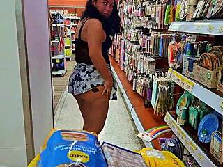In a Medellin supermarket, Venezuelan hotwife flashes her big ass while cuckold films the exhibitionist act