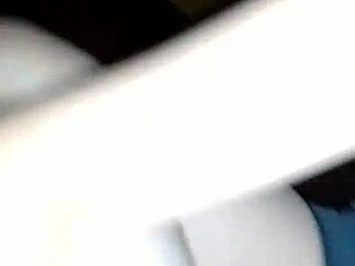 lleg� la hora de una buena paja y deslechada mirando porno y tetas con mucho semen