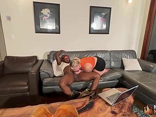 Blonde kinky hottie subgirl0831 deepthroats rome majors huge cock