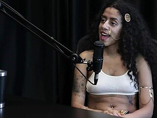 Gosta de sentir pau entrando na prostituicao com bibi hourani in sheer red