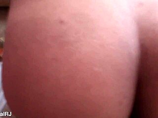 visiting morro do vidigal trailer 09 with brazilian housewife flashing shaved pussy in lingerie close up