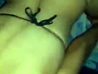 Vecina De Culo Perfecto Se Deja Follar Pequeña Vagina Joven Amigo Del Padre